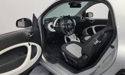 Smart Fortwo 2015, 66102 км, за 9386.9 USD - фото 10