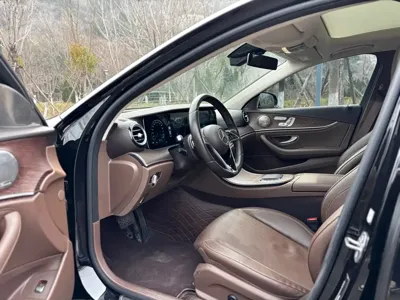 Mercedes-Benz E-Class 2023, 62000 км, за 41023.34 USD