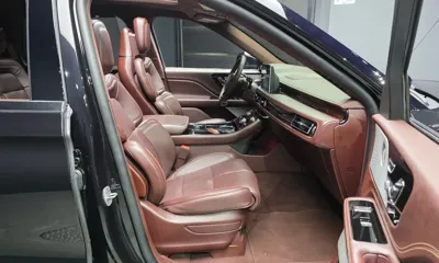 Lincoln Aviator 2023, 52346 км, за 31528.3 USD - фото 11