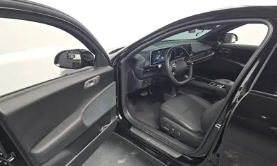 Hyundai Ioniq6 2025, 52255 км, за 23442.07 USD - фото 10