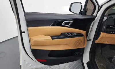 Kia Canival 2023, 63439 км, за 14983.72 USD - фото 24