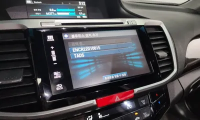 Honda Accord 2017, 66379 км, за 8473.46 USD - фото 14