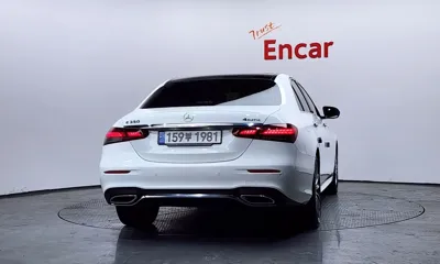 Mercedes-Benz E-Class 2022, 6364 км, за 36339.61 USD