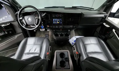 Chevrolet Express Van 2017, 115968 км, за 17046.58 USD - фото 7