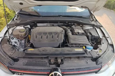 Volkswagen Golf GTI 2021, 77100 км, за 18922 USD - фото 21