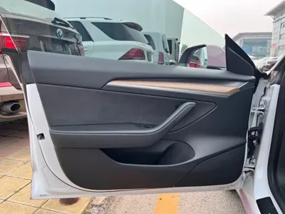 Tesla Model 3 2021, 36000 км, за 18834.24 USD - фото 8