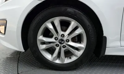 Kia K5 2011, 132255 км, за 3413.42 USD