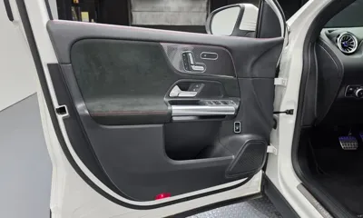 Mercedes-Benz GLA-Class 2023, 28737 км, за 26052.13 USD - фото 24