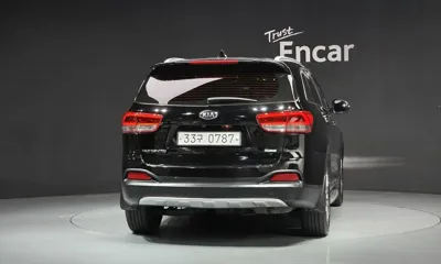 Kia Sorento 2016, 136717 км, за 7811.47 USD