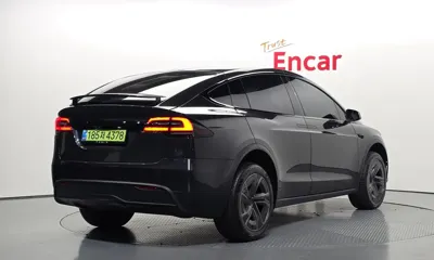 Tesla Model X 2026, 3470 км, за 101746.1 USD