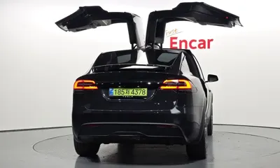 Tesla Model X 2026, 3470 км, за 101746.1 USD