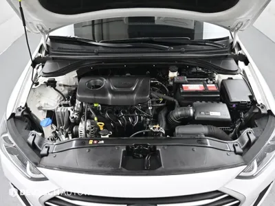 Hyundai Avante 2018, 65012 км, за 8131.68 USD - фото 6