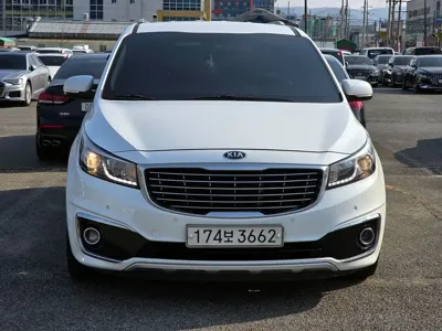 Kia Canival 2016, 206766 км, за 4398.06 USD