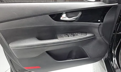 Kia K3 2024, 51904 км, за 14260.59 USD - фото 24