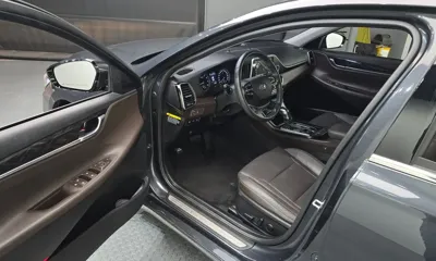 Hyundai Grandeur 2018, 50143 км, за 10564.91 USD - фото 11