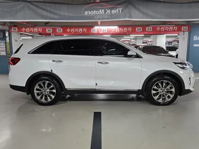 Kia Sorento 2018, 113231 км, за 11766.27 USD