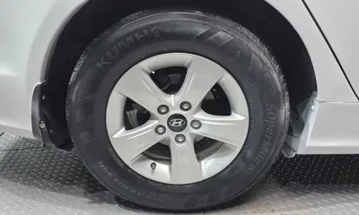 Hyundai Sonata 2014, 159740 км, за 3185.33 USD