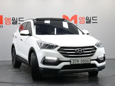 Hyundai Santafe 2016, 127146 км, за 9114.01 USD