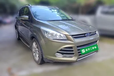 Ford Kuga 2015, 171900 км, за 4062 USD