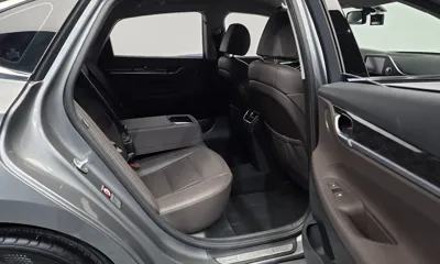 Hyundai Grandeur 2017, 26823 км, за 10402.04 USD - фото 12