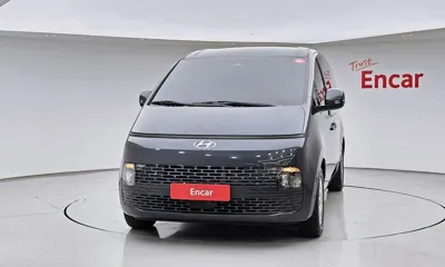 Hyundai Staria 2023, 88596 км, за 15432.7 USD
