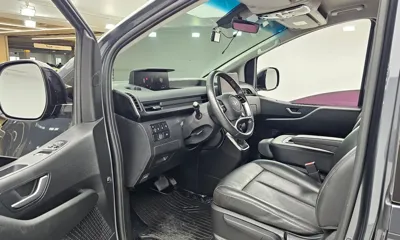 Hyundai Staria 2023, 88596 км, за 15432.7 USD - фото 10