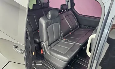 Hyundai Staria 2023, 88596 км, за 15432.7 USD - фото 12