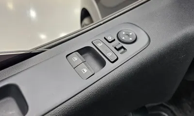 Hyundai Staria 2023, 88596 км, за 15432.7 USD - фото 17