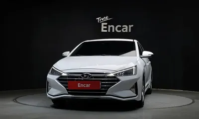 Hyundai Avante 2020, 60651 км, за 8074.04 USD