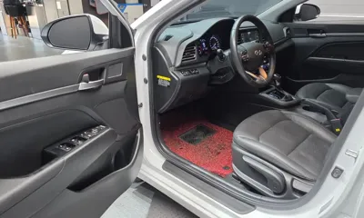 Hyundai Avante 2020, 60651 км, за 8013.03 USD - фото 10