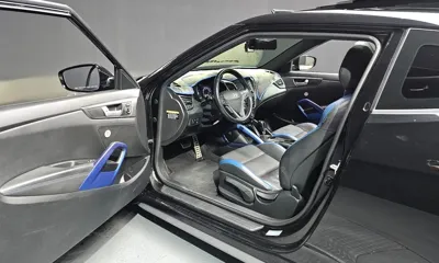 Hyundai Veloster 2016, 146602 км, за 3973.51 USD - фото 10