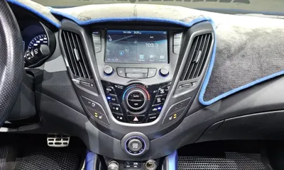 Hyundai Veloster 2016, 146602 км, за 3973.51 USD - фото 15