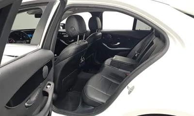 Mercedes-Benz C-Class 2019, 60109 км, за 15165.55 USD - фото 11