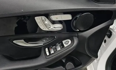 Mercedes-Benz C-Class 2019, 60109 км, за 15165.55 USD - фото 18