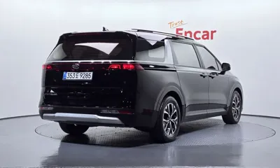 Kia Canival 2021, 47913 км, за 18476.81 USD