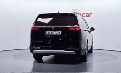 Kia Canival 2021, 47913 км, за 18476.81 USD