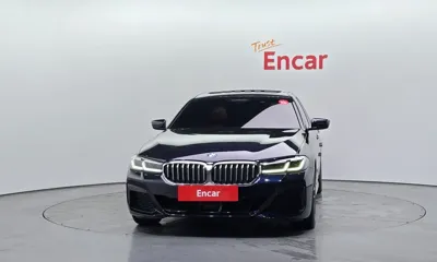 BMW 5-Series 2022, 44808 км, за 23730.85 USD