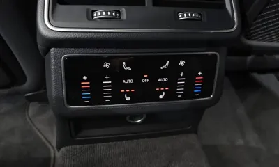 Audi A6 2021, 74355 км, за 20054.38 USD - фото 31
