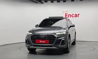 Audi Q5 2023, 47804 км, за 30720.76 USD