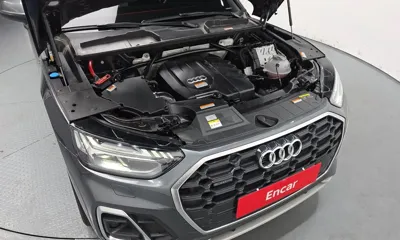 Audi Q5 2023, 47804 км, за 30720.76 USD - фото 6