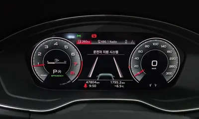 Audi Q5 2023, 47804 км, за 30720.76 USD - фото 8