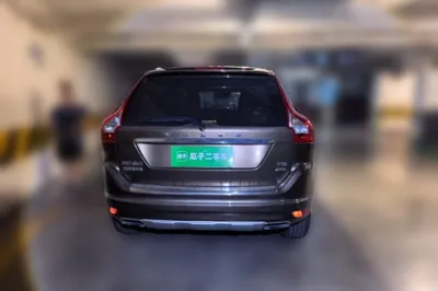 Volvo XC60 2016, 115500 км, за 8786 USD