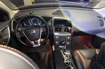 Volvo XC60 2016, 115500 км, за 8786 USD - фото 6