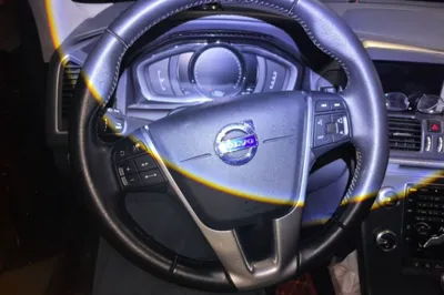 Volvo XC60 2016, 115500 км, за 8786 USD - фото 7