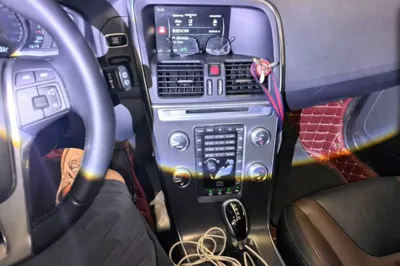 Volvo XC60 2016, 115500 км, за 8786 USD - фото 10