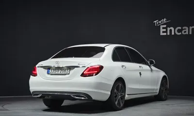 Mercedes-Benz C-Class 2021, 43819 км, за 21671.62 USD