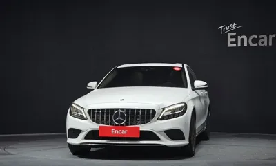 Mercedes-Benz C-Class 2021, 43819 км, за 21671.62 USD