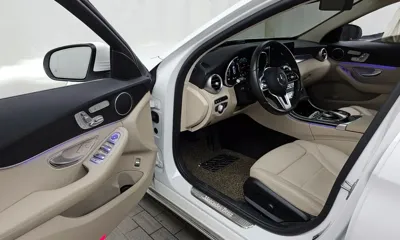 Mercedes-Benz C-Class 2021, 43819 км, за 21671.62 USD - фото 10