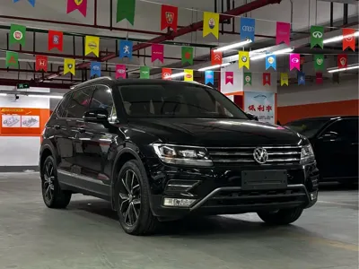 Volkswagen Tiguan L 2019, 83000 км, за 10182.82 USD
