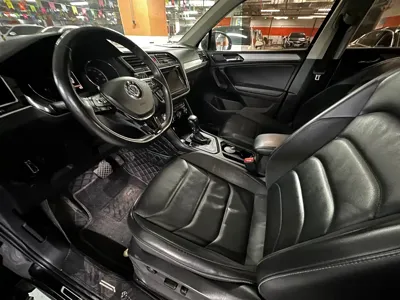 Volkswagen Tiguan L 2019, 83000 км, за 10182.82 USD